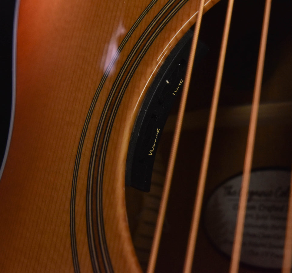 Breedlove Signature Concertina Copper CE Torrefied European Spruce/ African Mahogany