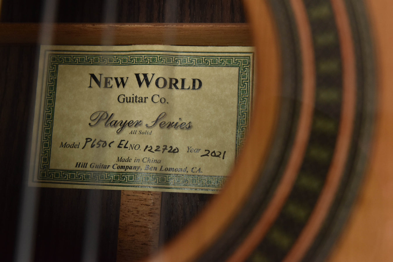 Hill New World Player  Elevated Fretboard 650MM  Cedar Top- Hard Case Included