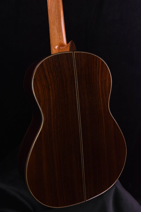 Hill New World Player  Elevated Fretboard 650MM  Cedar Top- Hard Case Included