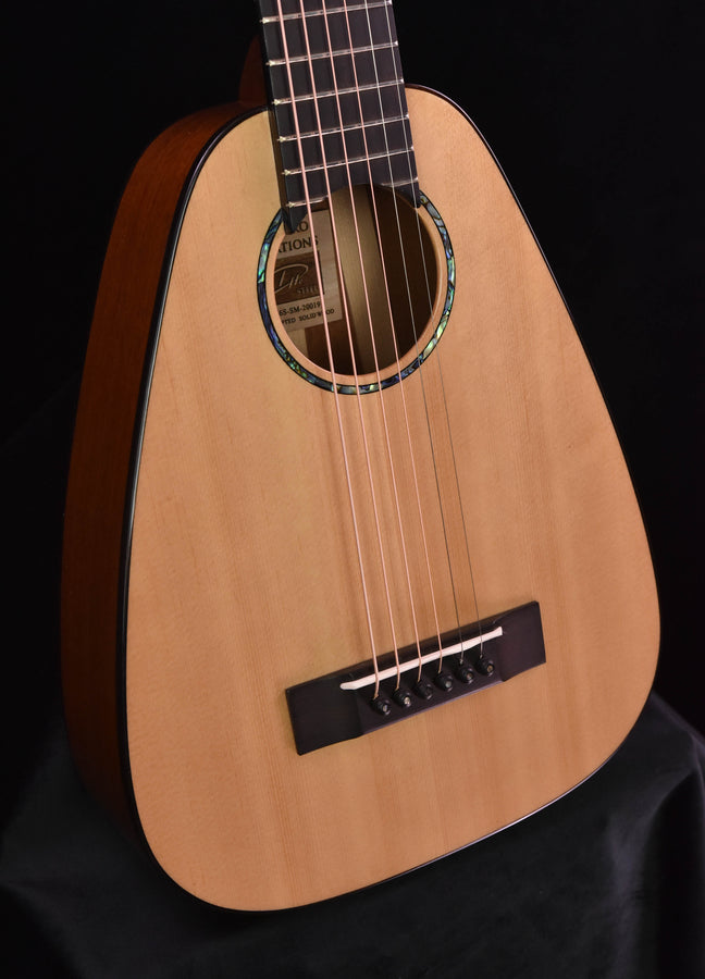 Romero Creations Daniel Ho 6 String Steel String Sitka Spruce/ Mahogany