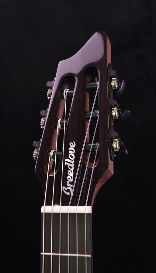 Breedlove Solo Concert Nylon CE Red Cedar/ Ovangkol