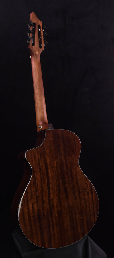 Breedlove Solo Concert Nylon CE Red Cedar/ Ovangkol