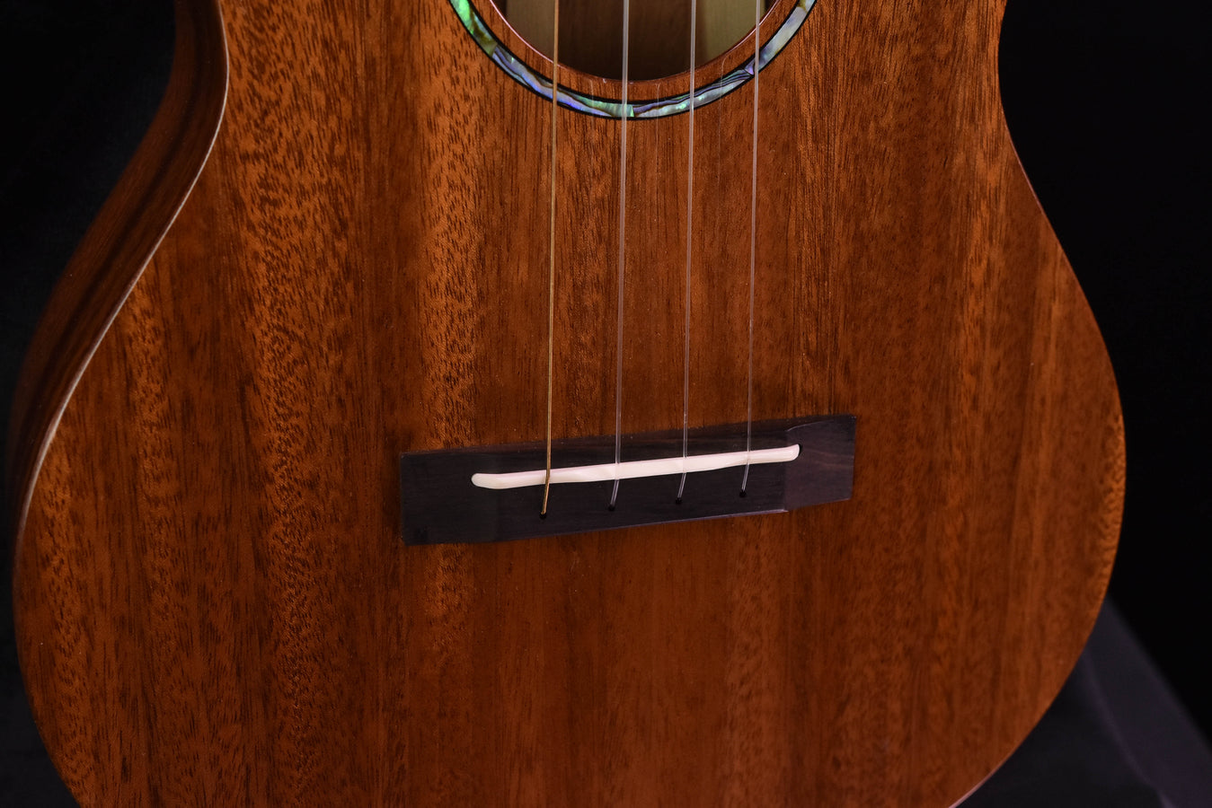 Romero Creations Grand Tenor Mahogany Ukulele