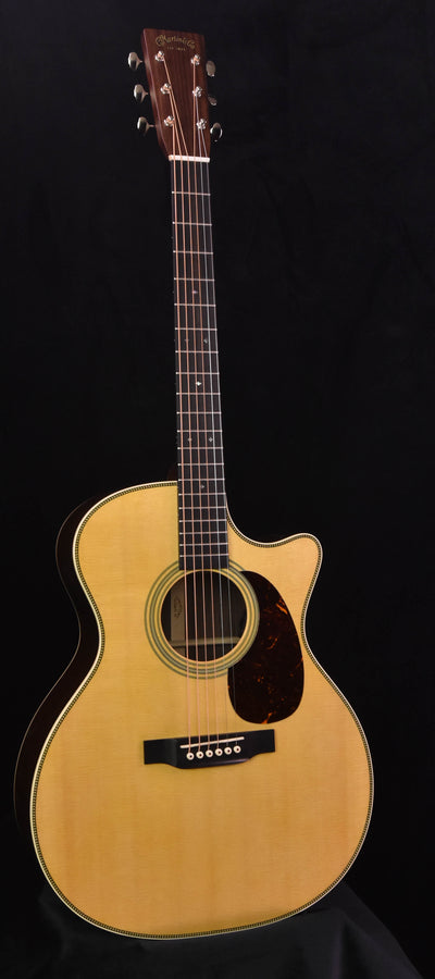 Martin GPC-28E with Fishman Aura VT Enhance