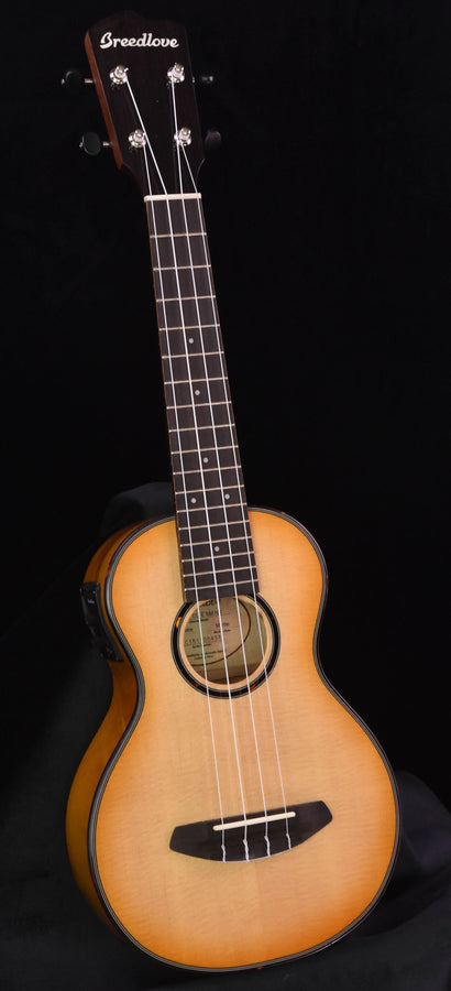 Breedlove Lu'au Concert Ukulele Natural Shadow E Sitka Spruce/ Myrtlewood