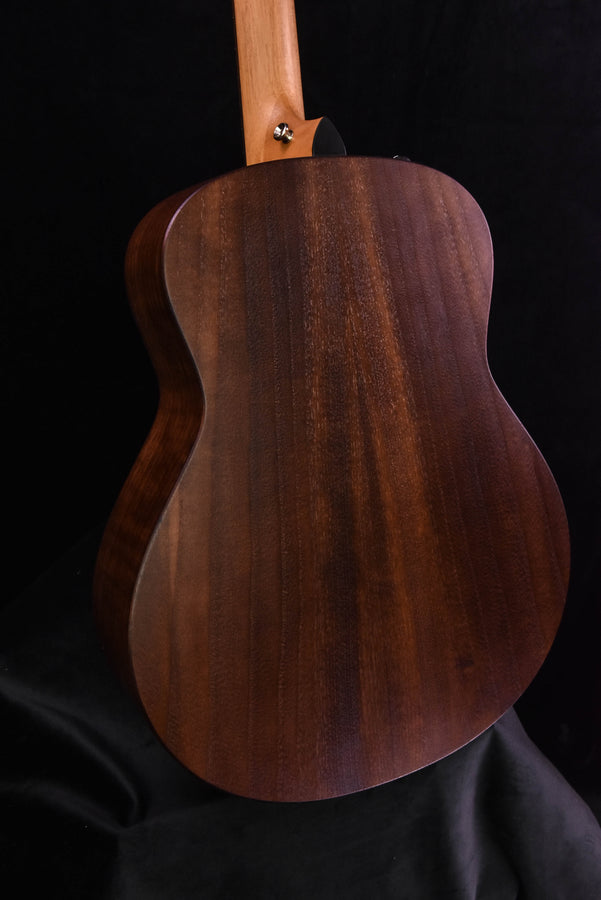 Taylor GTe Urban Ash Guitar