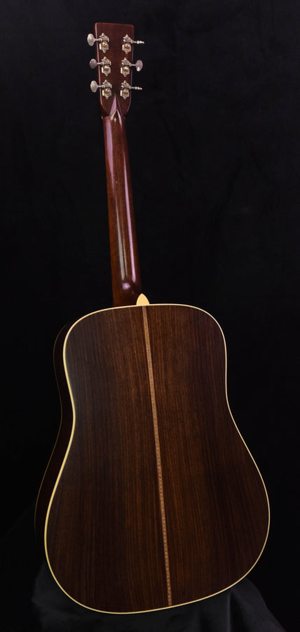 Martin D-28 Authentic 1937 Custom Shop Expert Model