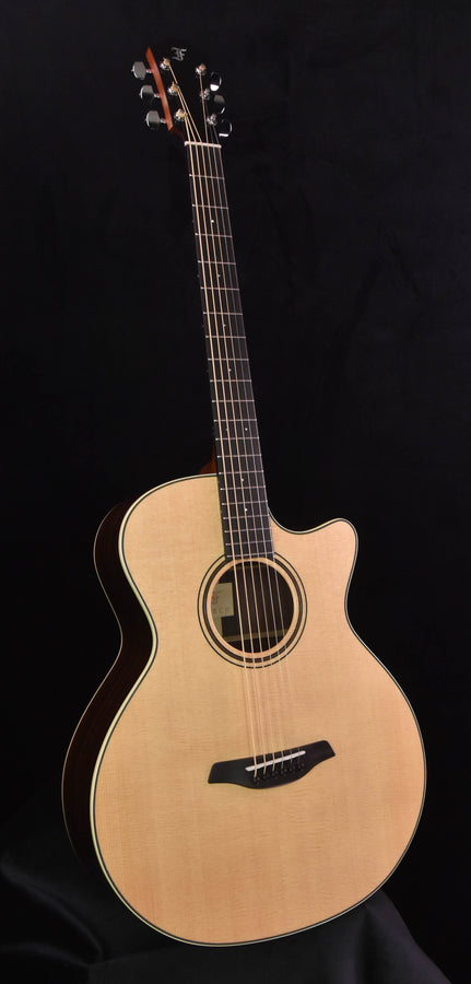 Furch Green Baritone cutaway Sitka Spruce/ Indian Rosewood BARc-SR