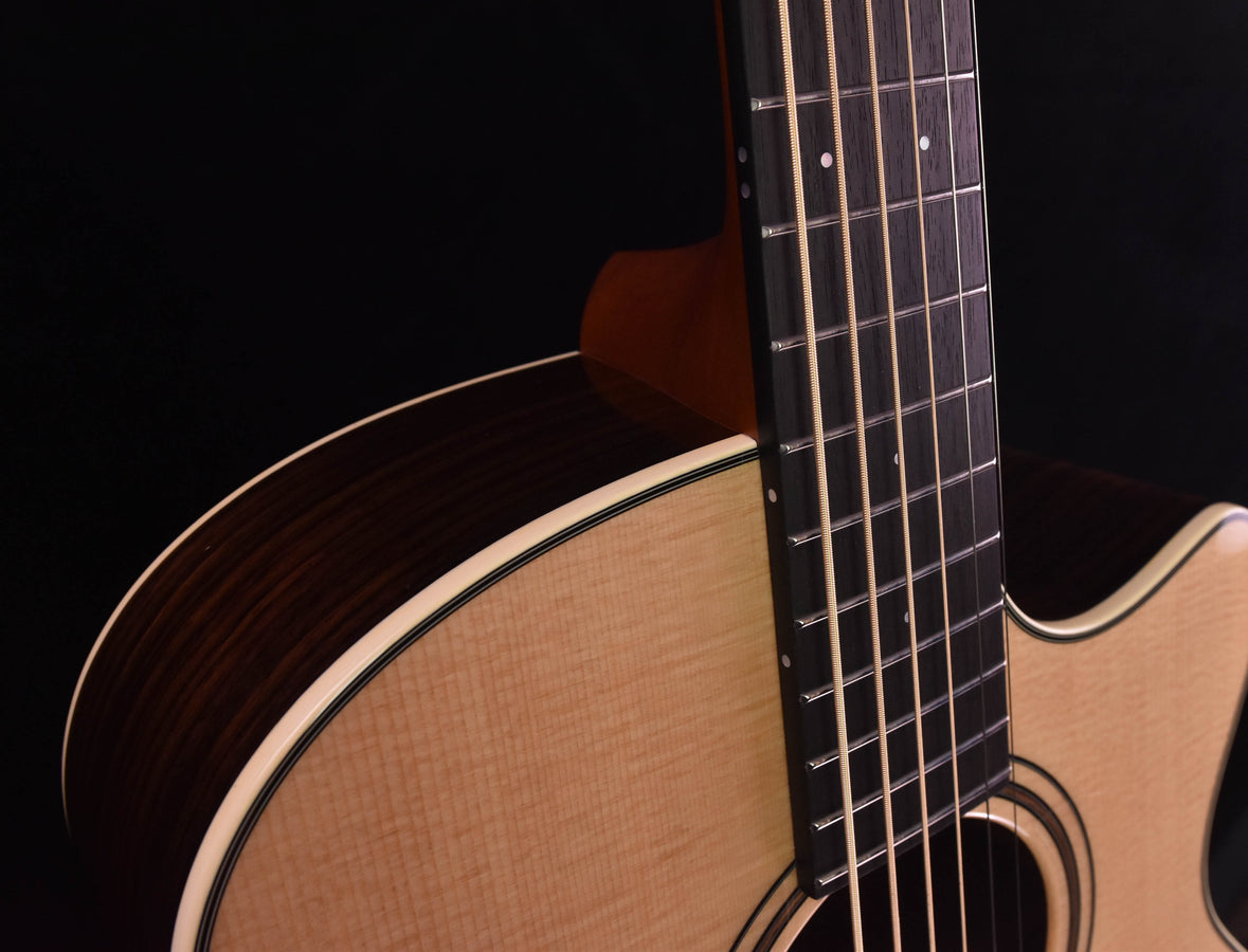 Furch Green Baritone cutaway Sitka Spruce/ Indian Rosewood BARc-SR