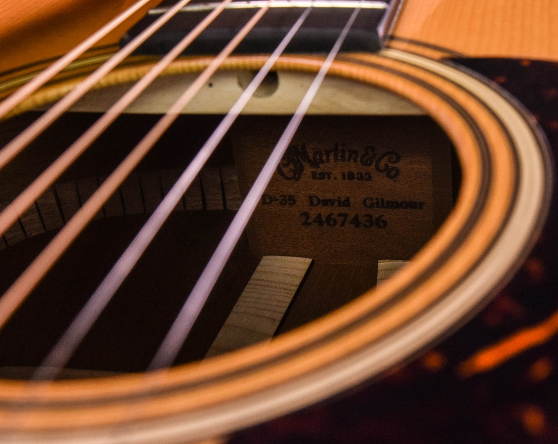 Martin D-35 David Gilmour Custom Signature Model