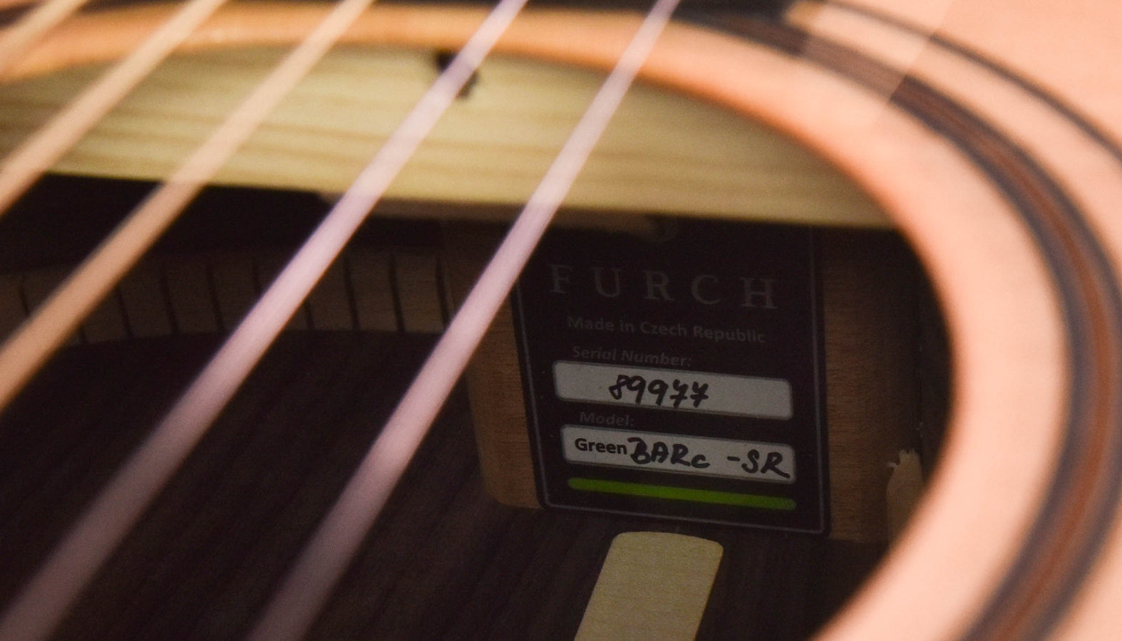 Furch Green Baritone cutaway Sitka Spruce/ Indian Rosewood BARc-SR