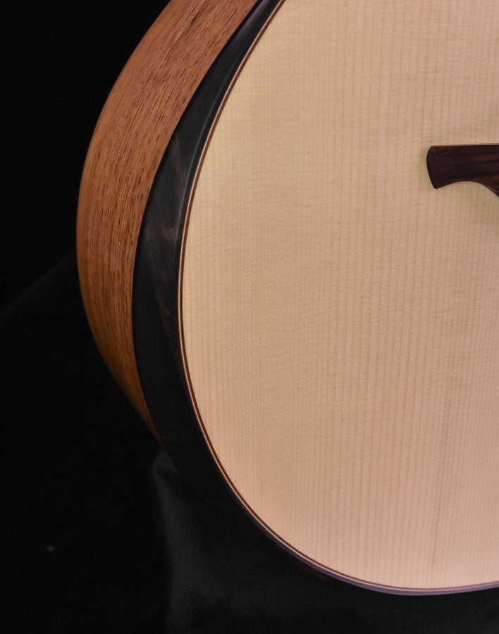 Lowden Pierre Bensusan Signature Model