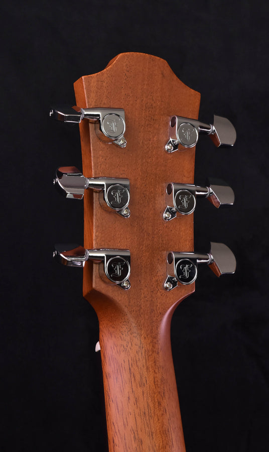 Furch Green Baritone cutaway Sitka Spruce/ Indian Rosewood BARc-SR