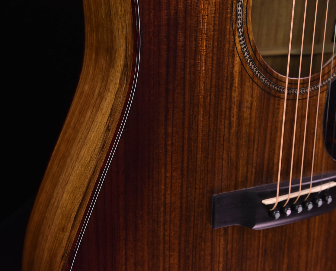 Martin D16E Burst Ovangkol w/ Pickup