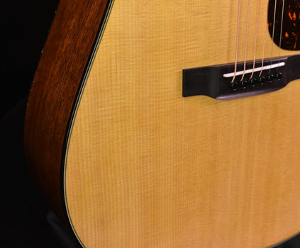 martin d-18