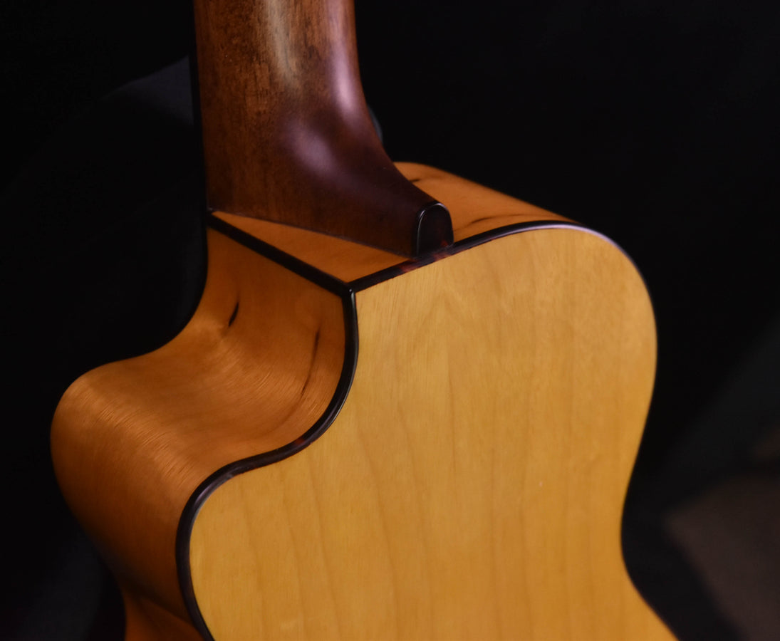 Breedlove Lu'au Concert Ukulele Natural Shadow CE all Myrtlewood with Gig Bag!