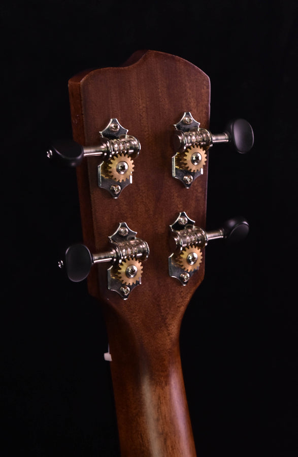 Breedlove Lu'au Concert Ukulele Natural Shadow CE all Myrtlewood with Gig Bag!