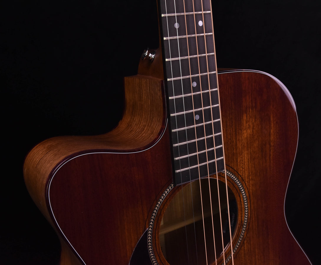 Martin OMC16 Ovangkol Lefty