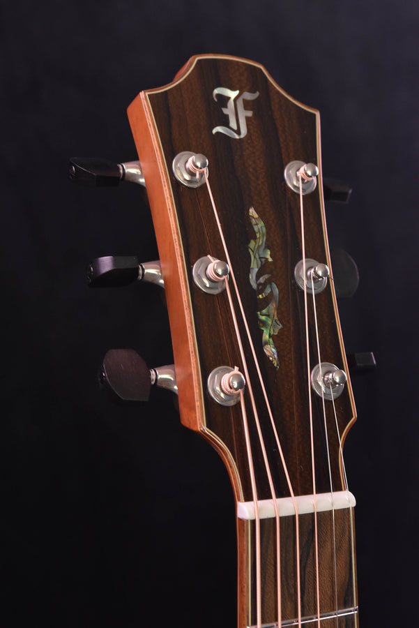 Furch Master's Choice Red GC-SR with LR Baggs SPA Pickup