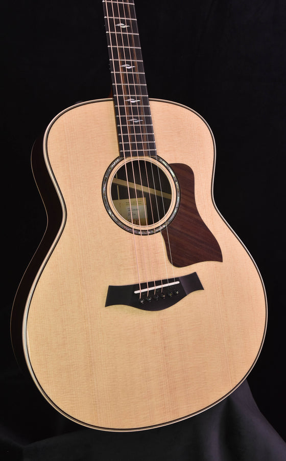 Taylor Grand Theater GT811e Acoustic Guitar