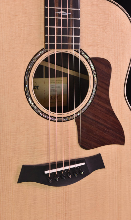 Taylor Grand Theater GT811e Acoustic Guitar