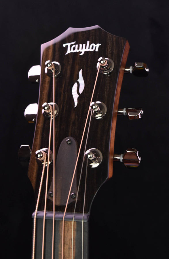 Taylor Grand Theater GT811e Acoustic Guitar