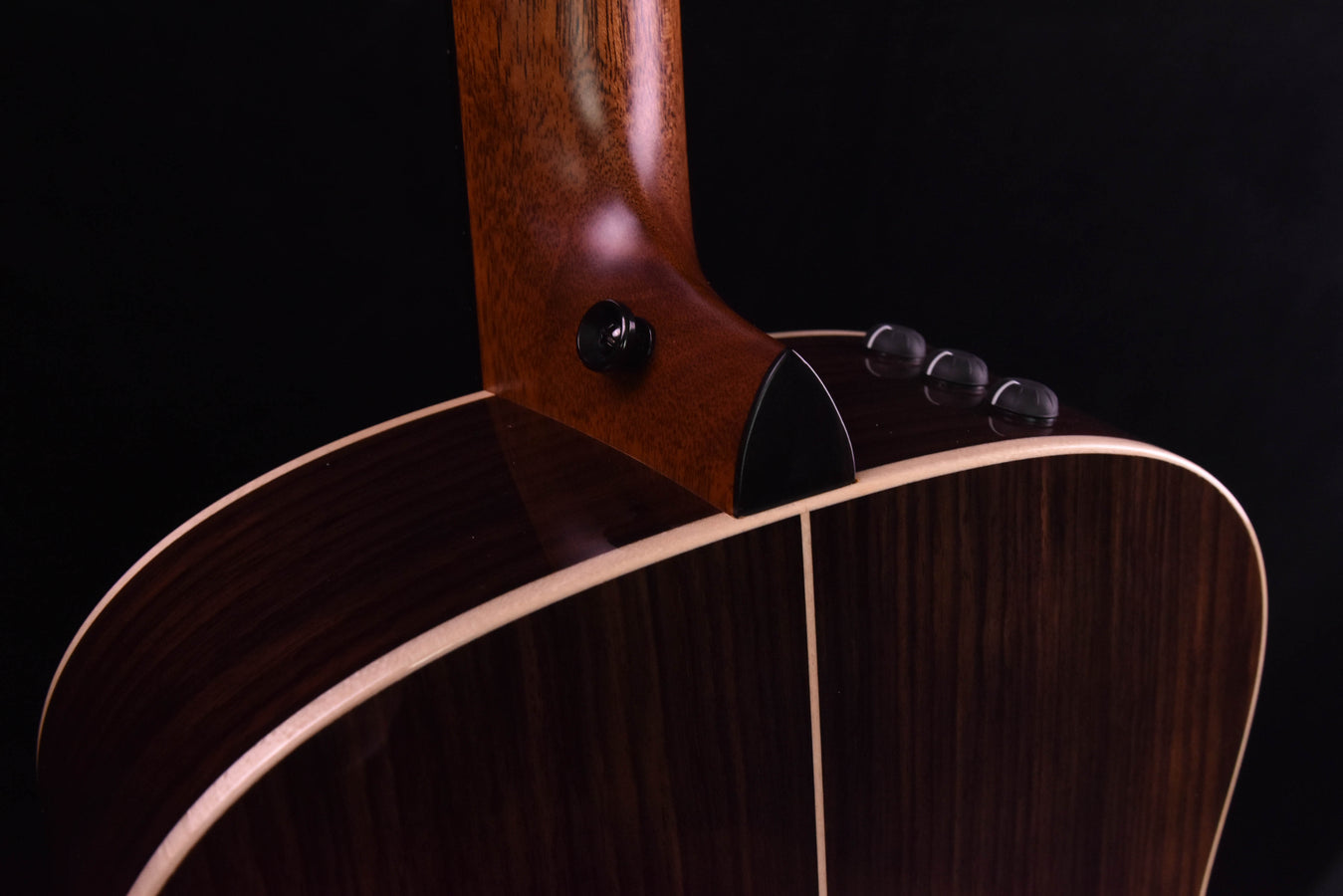 Taylor Grand Theater GT811e Acoustic Guitar