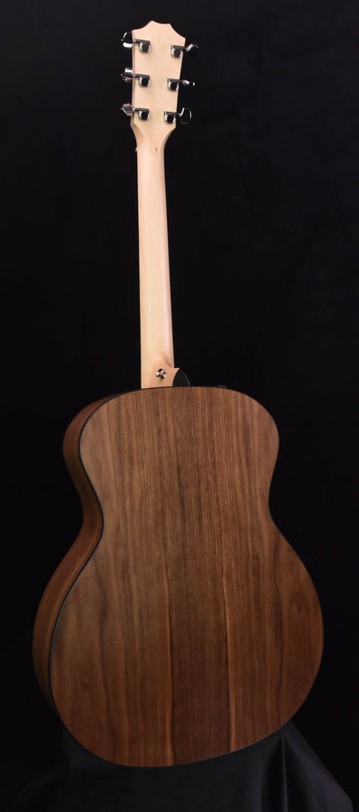 Taylor 114E Walnut/ Sitka Spruce