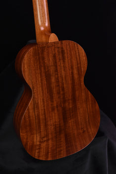 kamaka hf-3 tenor ukulele