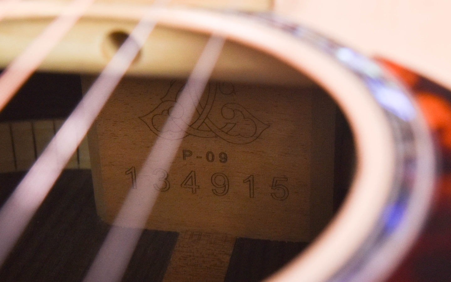 Larrivee P-09-RW. Parlor Custom  Moon Spruce Top Unicorn Inlay