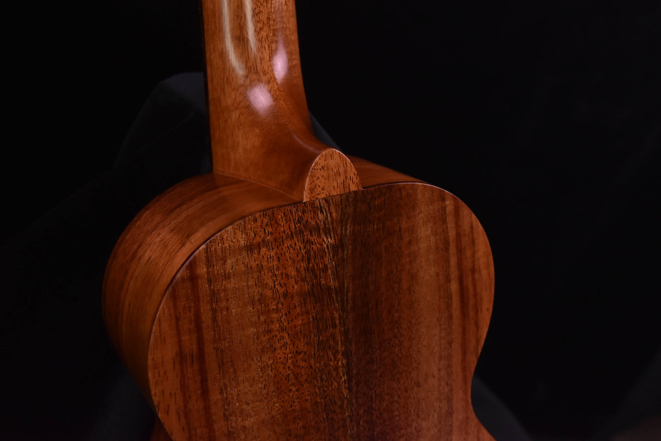 Kamaka HF-2 Concert Ukulele