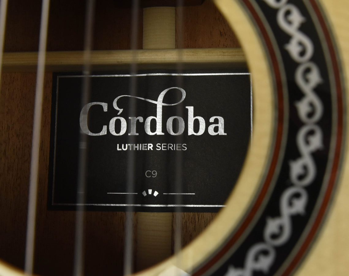 Cordoba C9 Spruce Top with Polyfoam Case