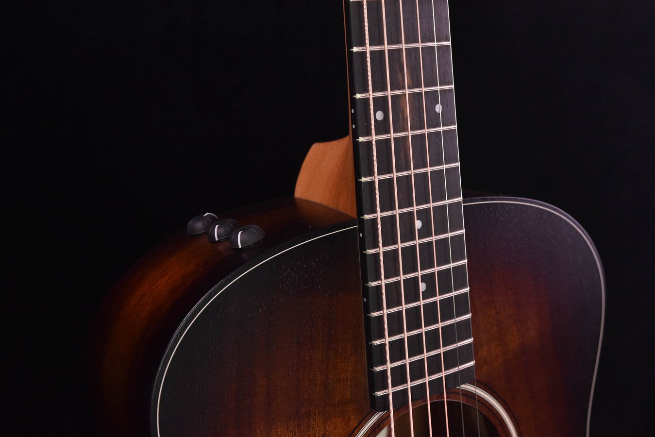 Taylor GS Mini-E Koa PLUS Shaded Edge Burst