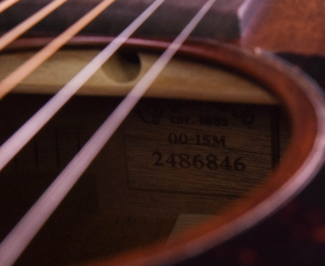 Martin 00-15M Acoustic Guitar