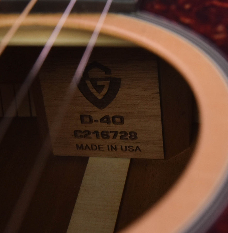 Guild D-40 Natural with Case