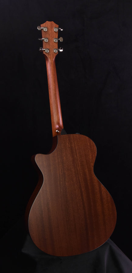 Taylor 312CE TSB Tobacco Sunburst Top