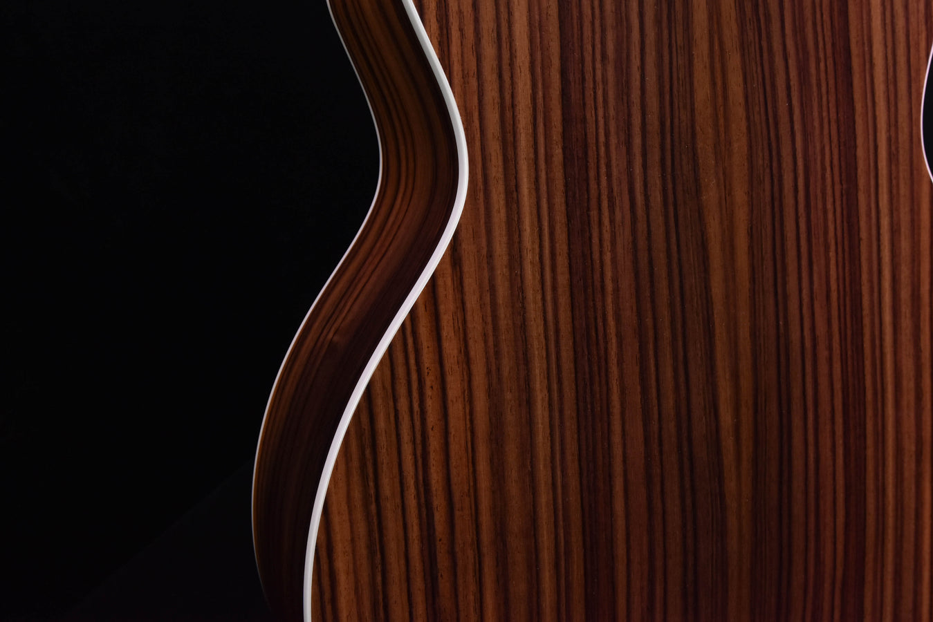 Taylor 214CE-SB DLX  Tobacco Sunburst
