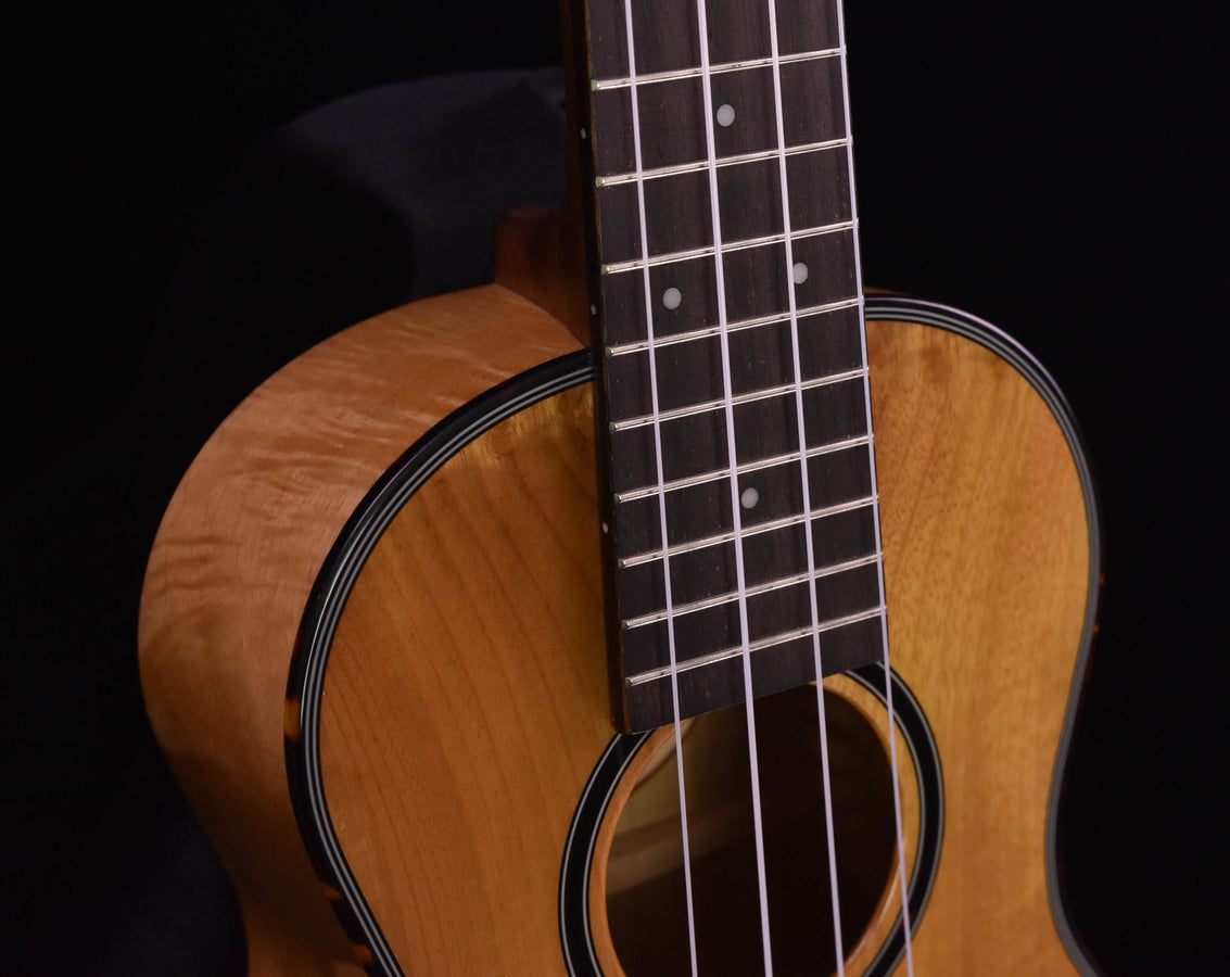 Breedlove Lu'Au Concert Ukulele All Myrtlewood