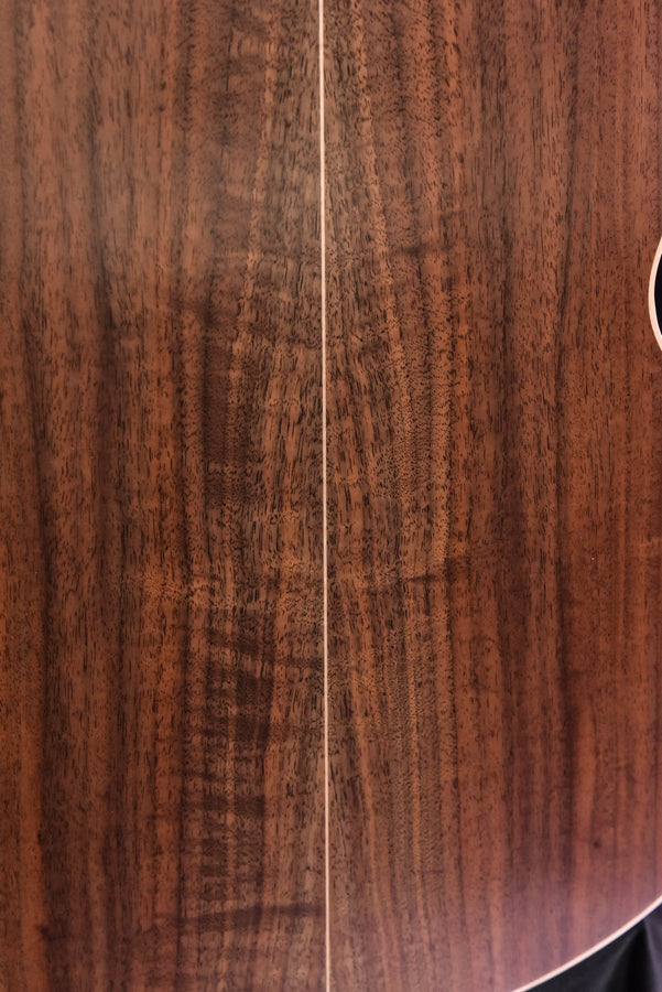 Lowden S-35W all Walnut Guitar