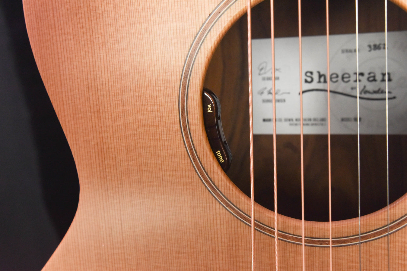 Sheeran by Lowden S03 Cutaway Cedar and Santos Rosewood w/ Top Bevel and LR Baggs Pickup!