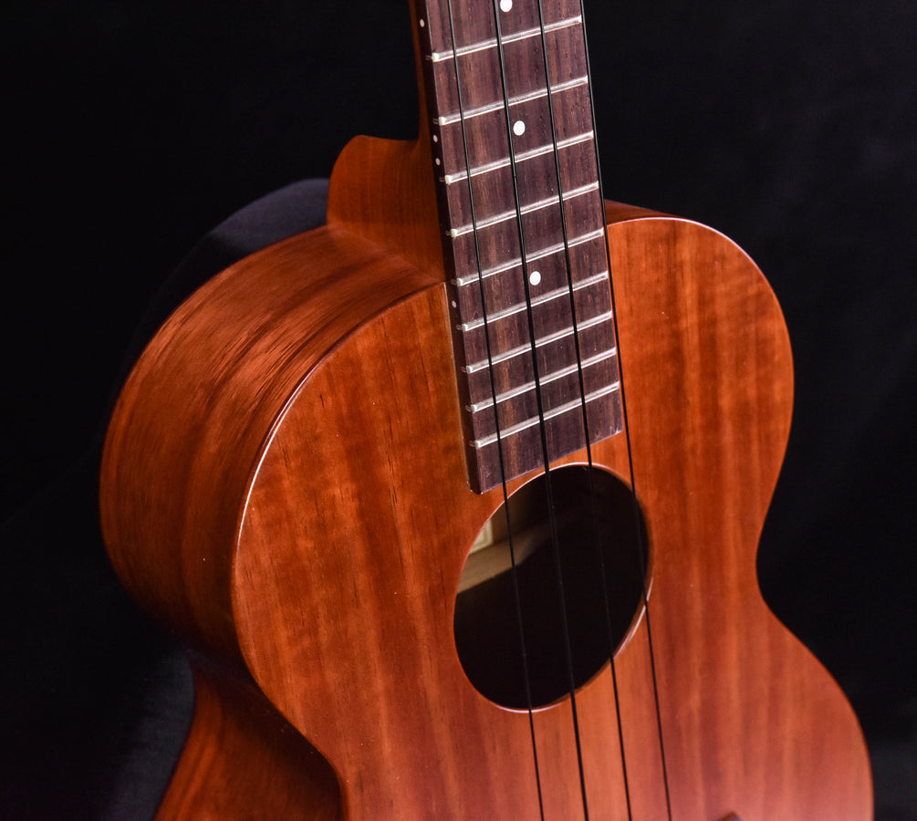 Kamaka HF-3 Tenor Ukulele