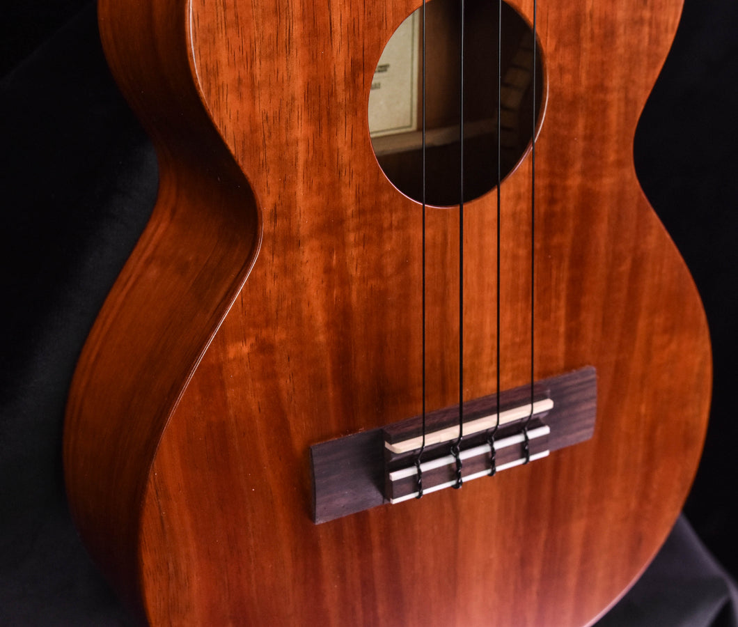 Kamaka HF-3 Tenor Ukulele