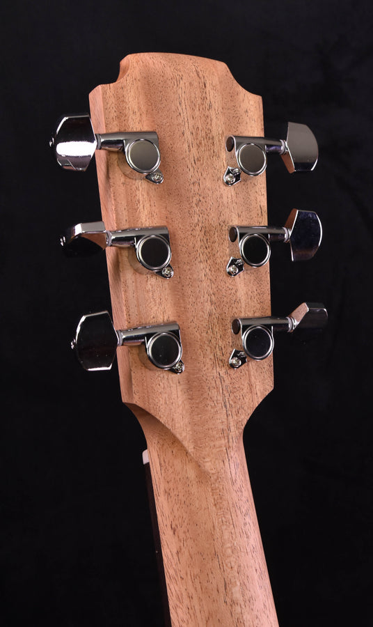 Sheeran by Lowden W03 Cedar Top, Santos Rosewood, Top Bevel and LR Baggs Pickup