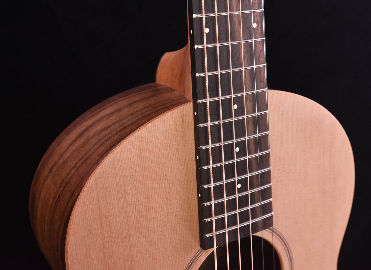 Sheeran by Lowden W01 Cedar and Walnut