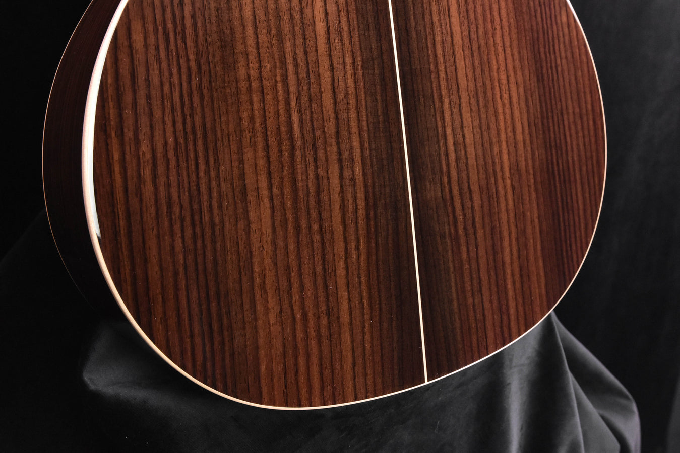 Taylor 814CE TSB Tobacco Sunburst Custom with Arm Bevel