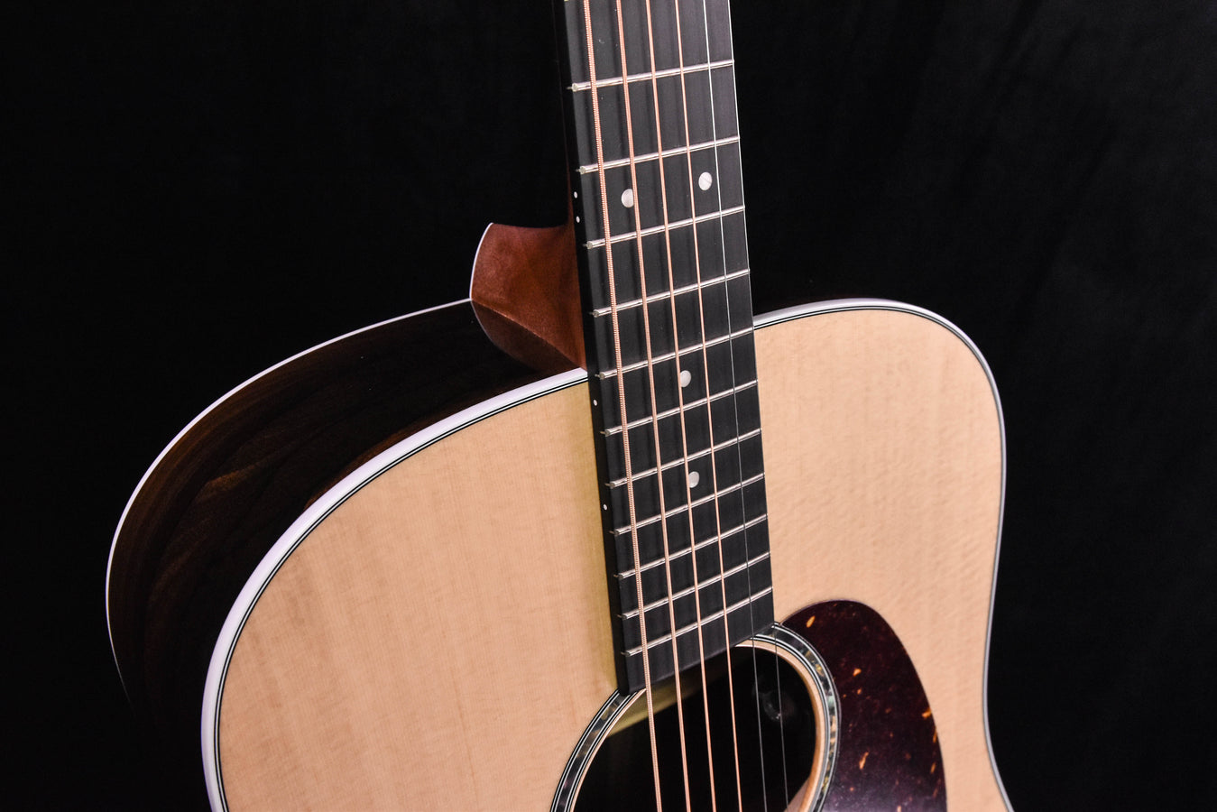 Martin D-13E Zircote Dreadnought Road Series