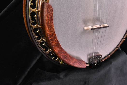 ome alpha resonator bluegrass- woody five string banjo- walnut
