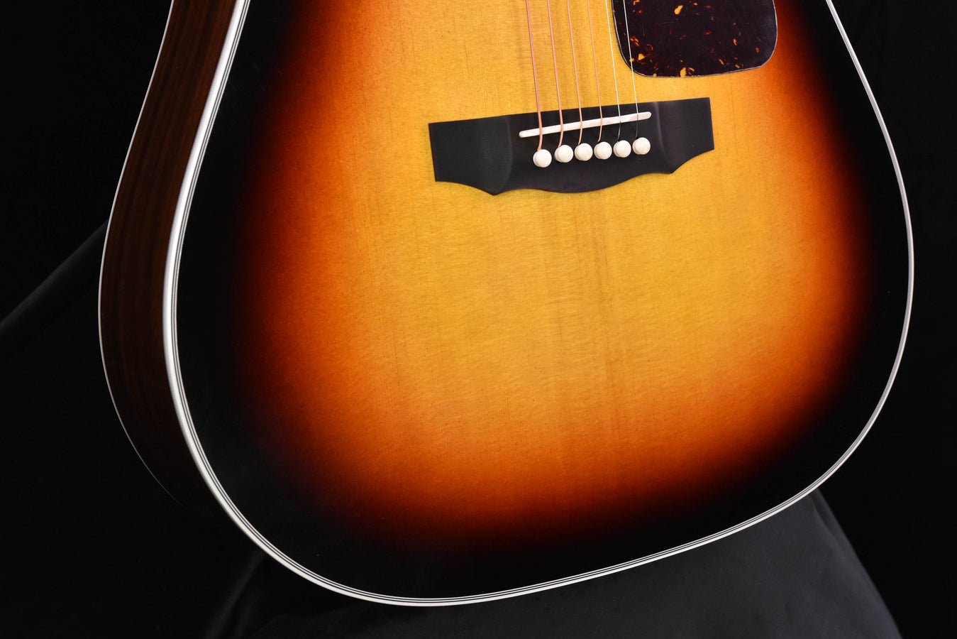 Guild D-55E Sunburst Traditional Series Antique Tobacco Burst (ATB)