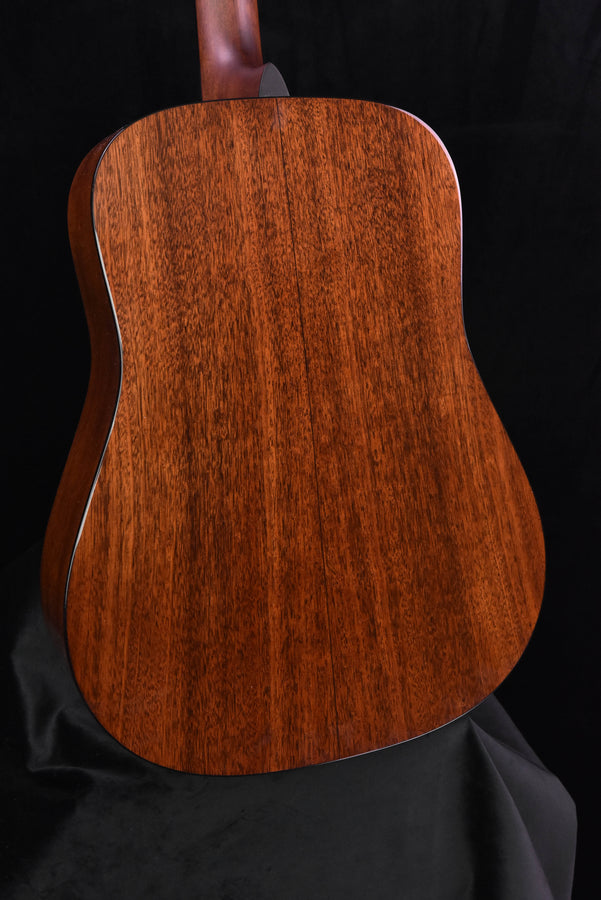 Martin D-18 1935 Sunburst