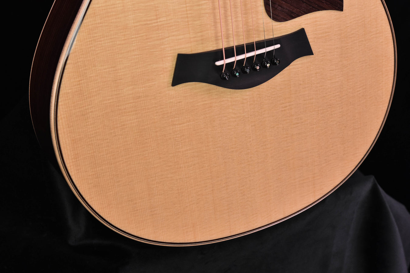 Taylor GT 811 Acoustic Guitar (no electronics)